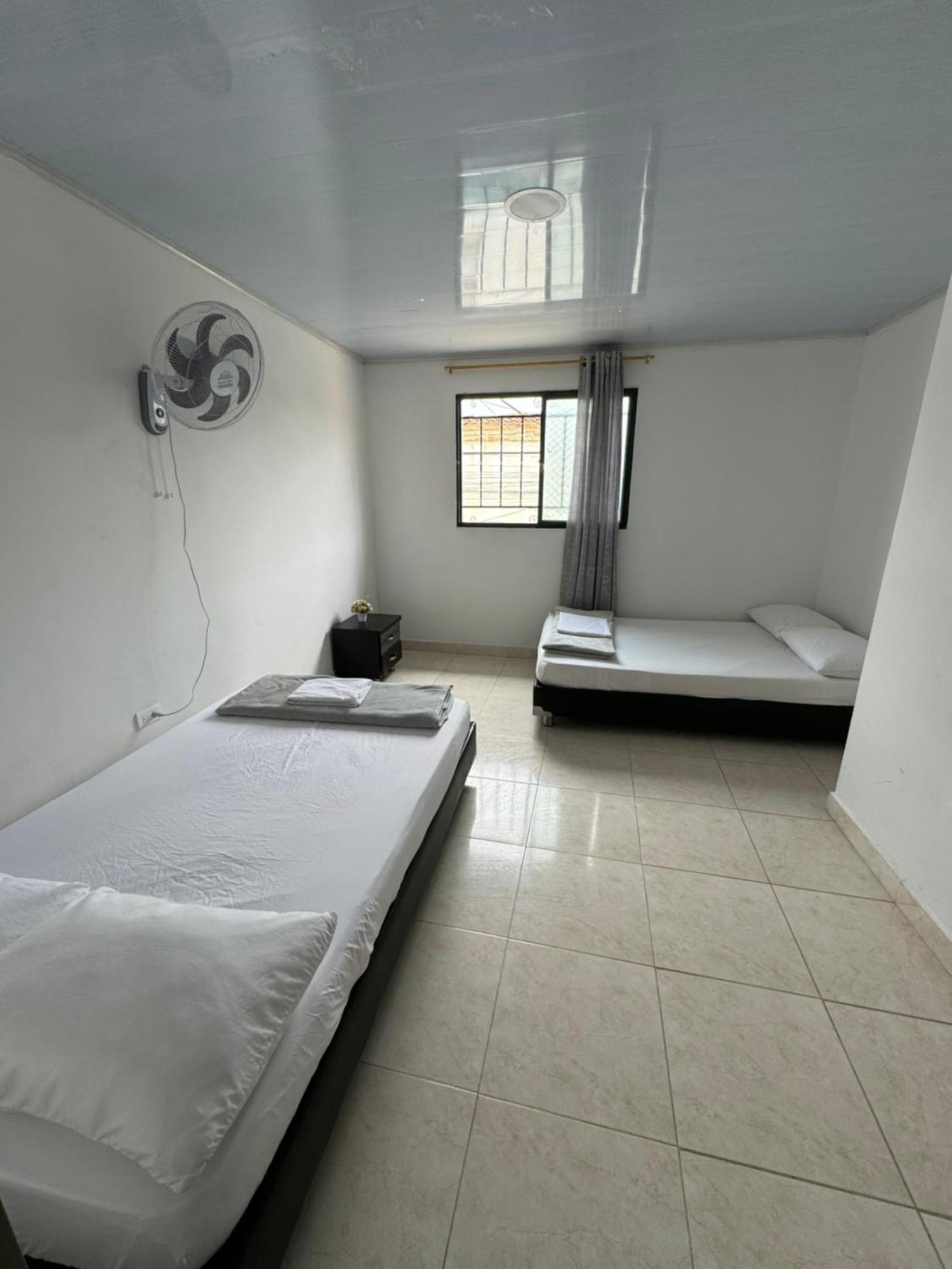Los Nonos Hostel Guadalupe Eksteriør billede
