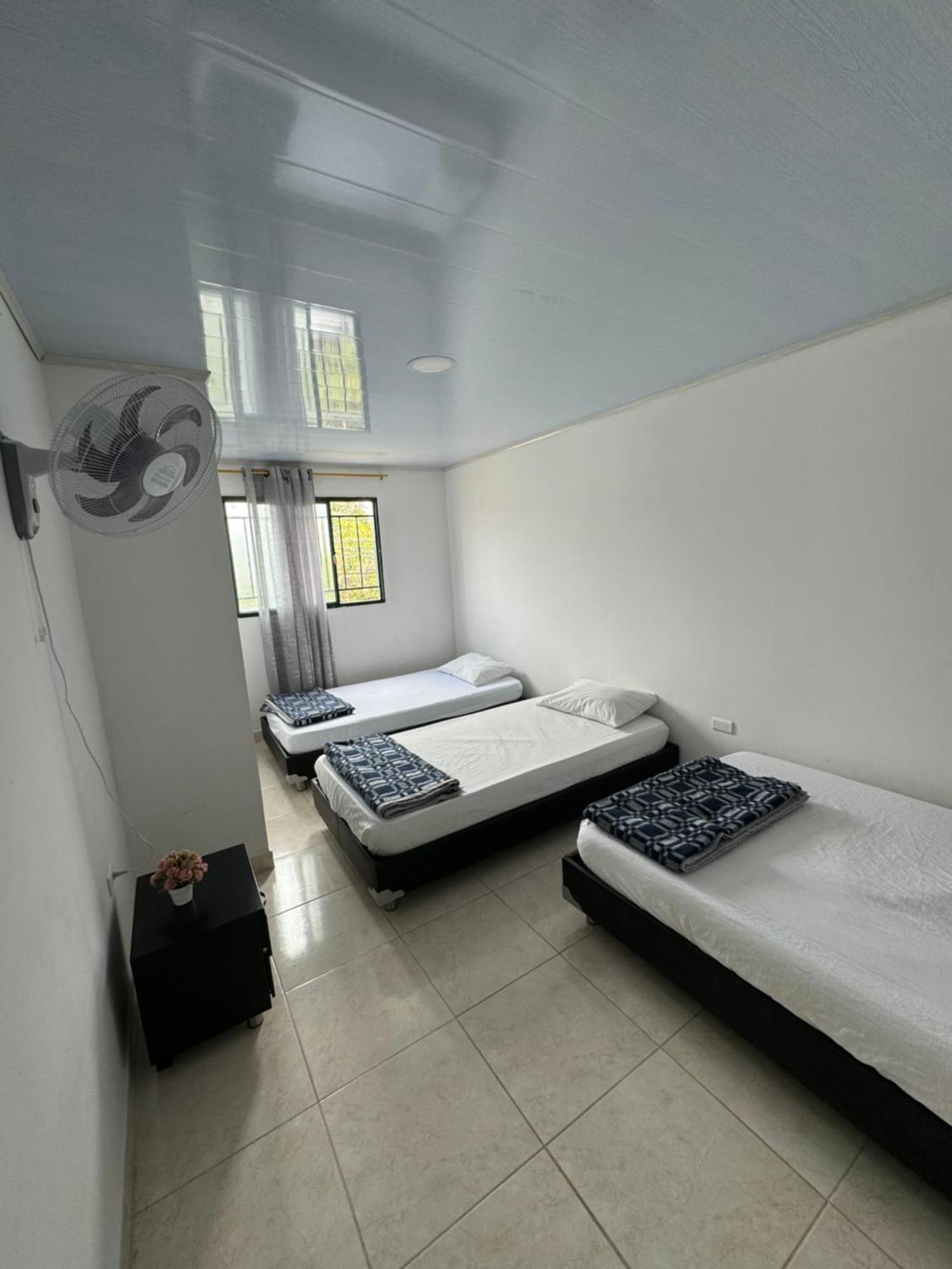 Los Nonos Hostel Guadalupe Eksteriør billede