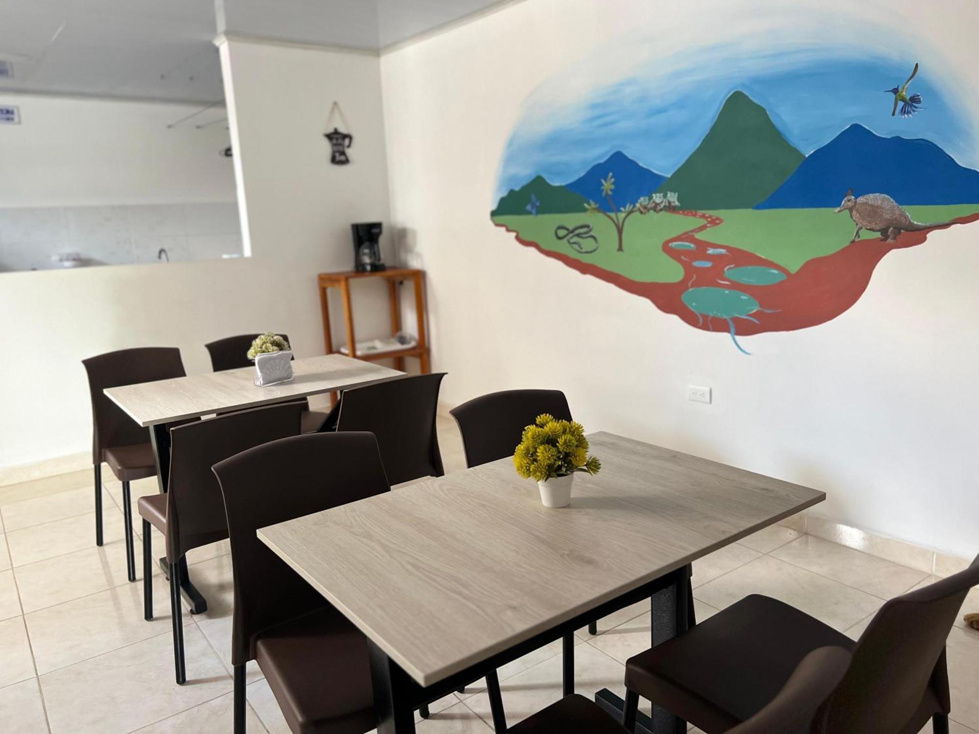 Los Nonos Hostel Guadalupe Eksteriør billede