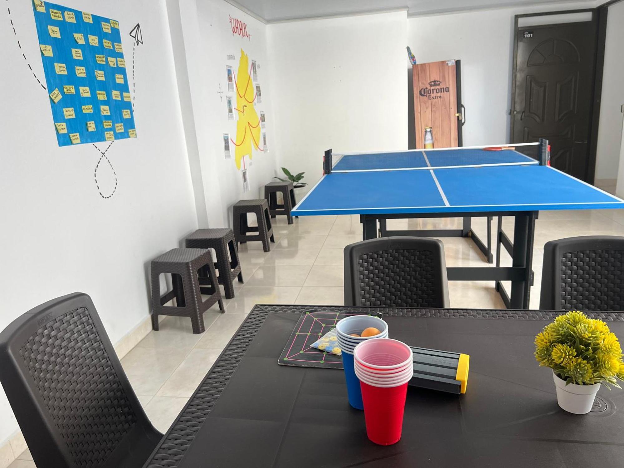 Los Nonos Hostel Guadalupe Eksteriør billede