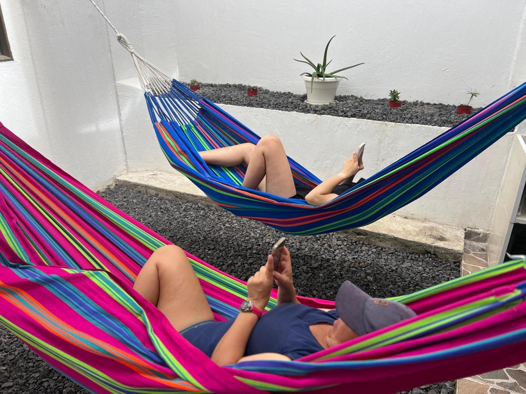 Los Nonos Hostel Guadalupe Eksteriør billede