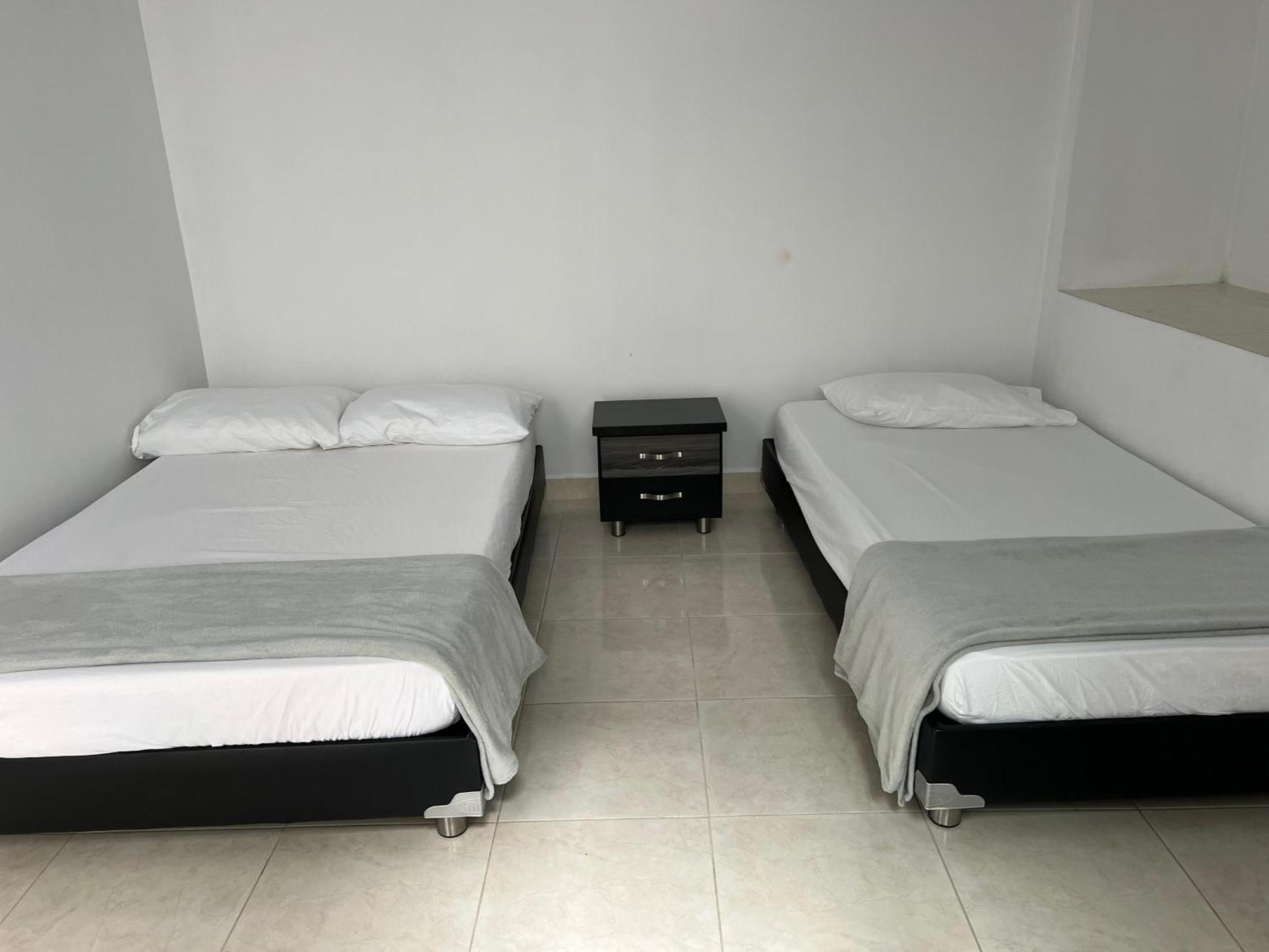 Los Nonos Hostel Guadalupe Værelse billede